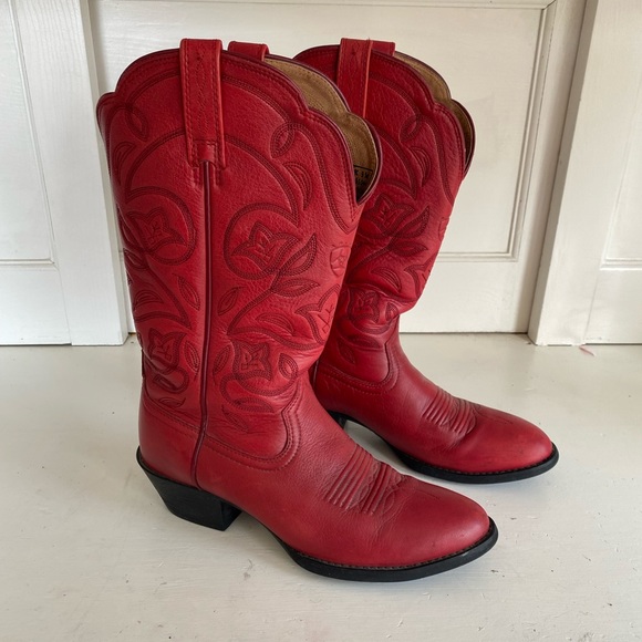 Ariat Shoes Ariat Womens Red Heritage R Toe Western Boot Size 55
